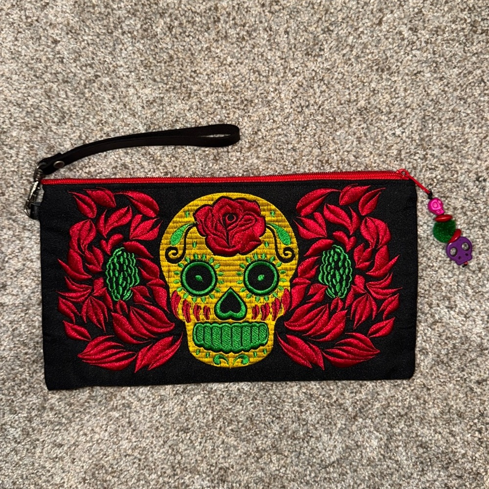 Lumily Culturas Embroidered Sugar Skull Wristlet